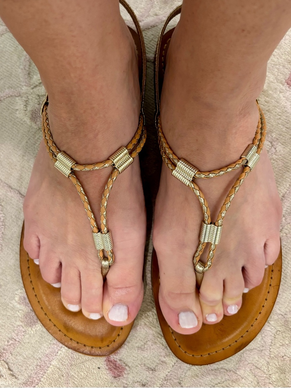 GIANNI BINI SHOP-ON Braided Sandals Size 9 Gold Tan Braided Flat EUC Summer